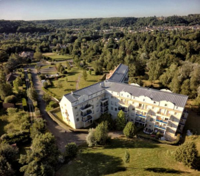 Residence Hotel Les Ducs De Chevreuse, Hébergement, Repas & PDJ